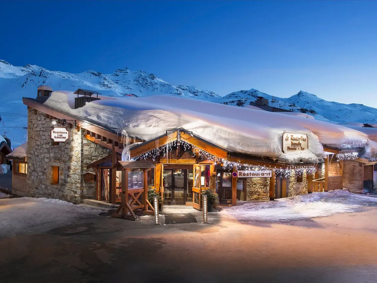 Le Rendez-Vous au petit matin, sous la neige
